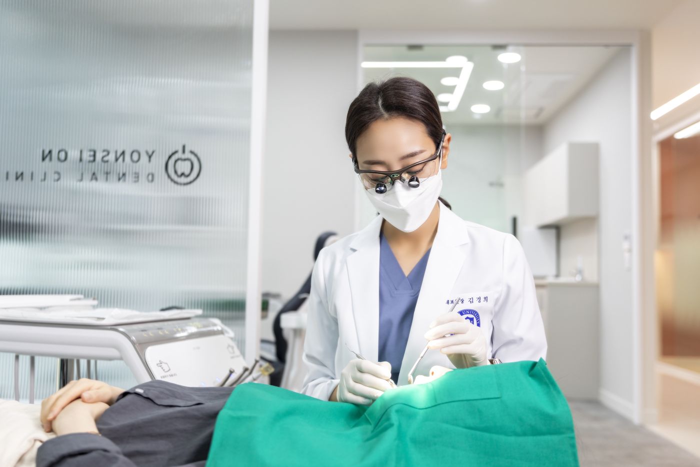 구강스캐너와 3D 디지털 인상으로 진행하는 연세온치과의 정밀 접착 진료